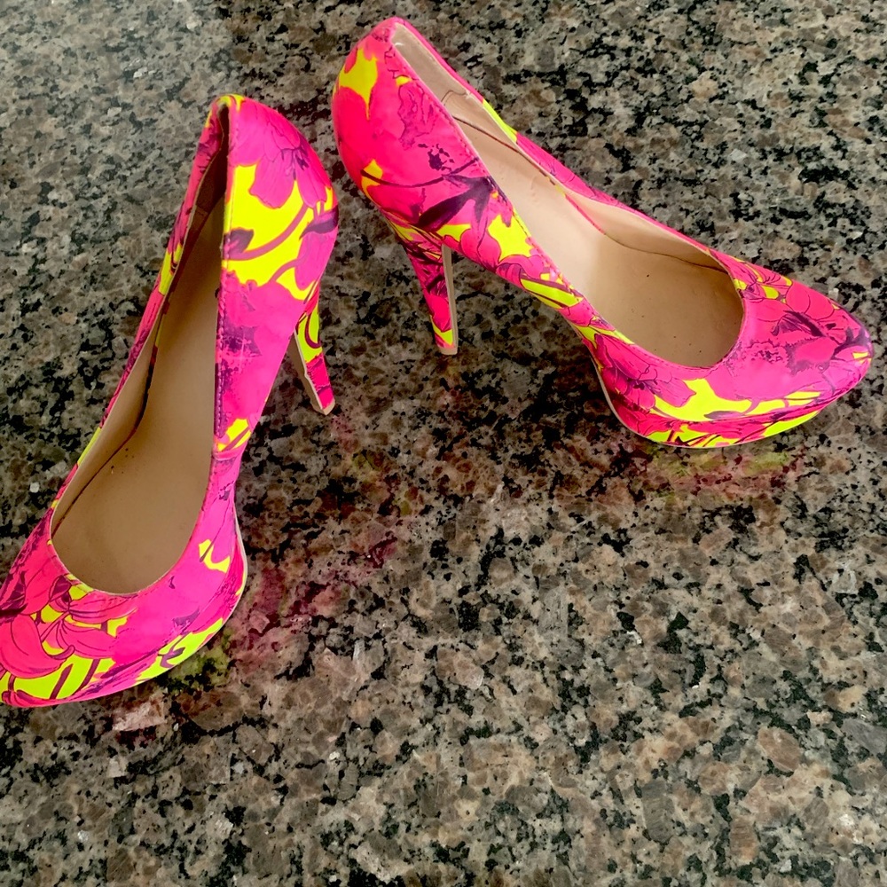 Tropical Heels